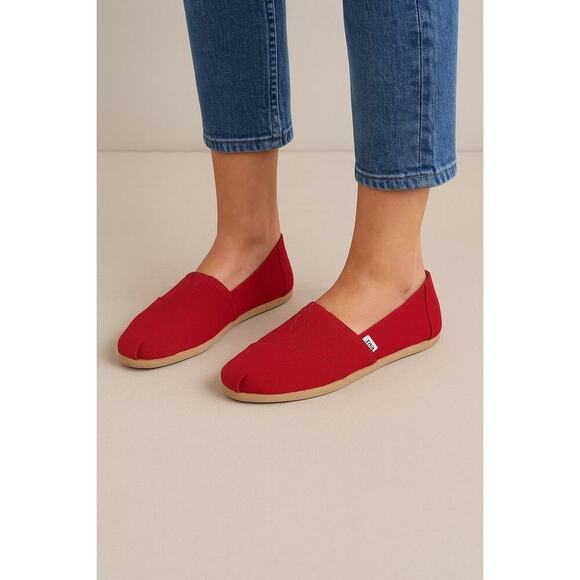 TOMS Red Canvas Women’s Classic Alpargata Flats Size 6 NWT - Picture 1 of 5
